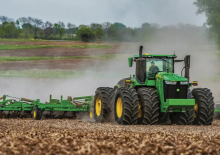 Traktory 4WD John Deere 9R 390