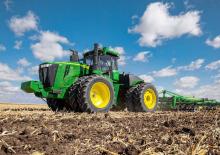 Traktory 4WD John Deere 9R 640