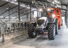 Traktory 4WD Valtra A114MH