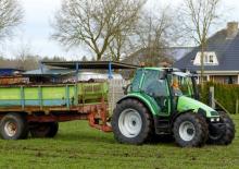 Traktory 4WD DEUTZ-FAHR Agrotron 4.90 s