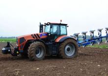 Traktory 4WD Terrion ATM 7400