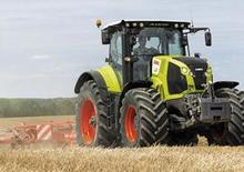 Traktory 4WD Claas Axion 810