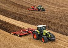 Traktory 4WD Claas Axion 960 