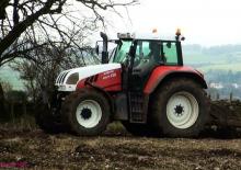 Traktory 4WD Steyr CVT 130 Basis A