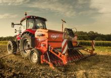 Traktory 4WD Case IH Farmall 95 C