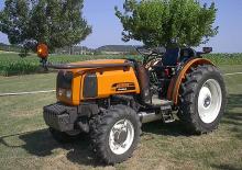 Traktory 4WD Renault Fructus 120 - 4