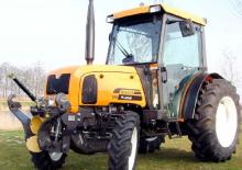 Traktory 4WD Renault Fructus 130