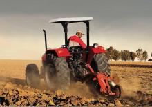 Traktory 4WD Case IH JX 35 T