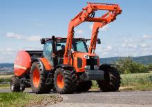 Traktory 4WD Kubota M 128 GX-II