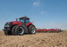 Traktory 4WD Case IH Magnum 250