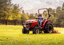 Traktory 4WD Massey Ferguson MF 1835 M