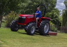 Traktory 4WD Massey Ferguson MF 2625-4R