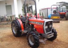 Traktory 4WD Massey Ferguson MF 374 AS