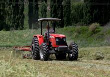 Traktory 4WD Massey Ferguson MF 415