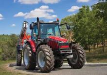 Traktory 4WD Massey Ferguson MF 6445 Komfort
