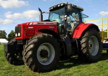 Traktory 4WD Massey Ferguson MF 6490 STD