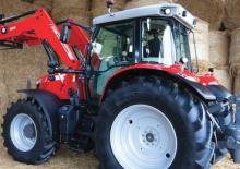 Traktory 4WD Massey Ferguson MF 6614S