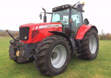 Traktory 4WD Massey Ferguson MF 7465 Dyna-VT