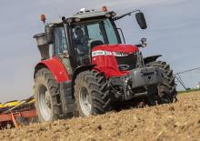 Traktory 4WD Massey Ferguson MF 7715 S