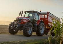 Traktory 4WD Massey Ferguson MF 7718 S