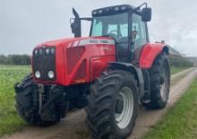 Traktory 4WD Massey Ferguson MF 8460 Dyna-VT