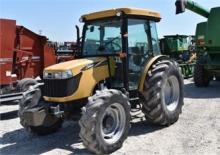 Traktory 4WD Challenger MT335B