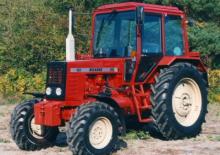 Traktory 4WD Belarus MTZ-142