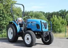 Traktory 4WD LS R50 HST