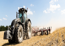 Traktory 4WD Valtra S324 SmartTouch 