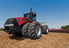 Traktory 4WD Case IH Steiger 600