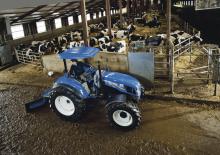 Traktory 4WD New Holland T5.85