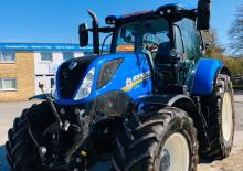 Traktory 4WD New Holland T7.210 Classic