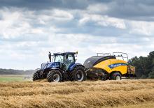 Traktory 4WD New Holland T7.260 Classic