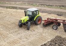 Traktory 4WD Claas Talos 210