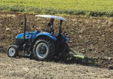 Traktory 4WD New Holland TD95D Plus