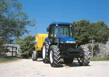 Traktory 4WD New Holland TD95Plus