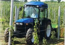 Traktory 4WD New Holland TN 80 F DT (101/100)
