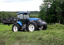 Traktory 4WD New Holland TV 140