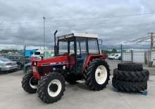 Traktory 4WD UTB Universal U 703 DT