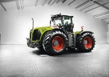 Traktory 4WD Claas Xerion 2500