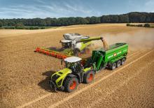 Traktory 4WD Claas Xerion 4200 Trac VC