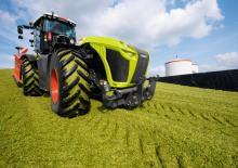 Traktory 4WD Claas Xerion 5000 Trac VC