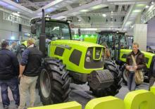 Traktory 4WD Zoomlion ZS1354