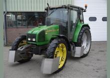 Traktory se zadním náhonem John Deere 3100 Std