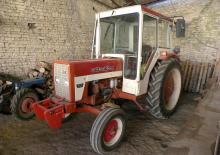 Traktory se zadním náhonem International Harvester 353