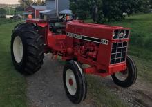 Traktory se zadním náhonem International Harvester 383
