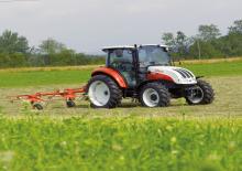 Traktory se zadním náhonem Steyr 4055 Kompakt S Basis