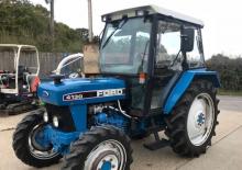 Traktory se zadním náhonem Ford-NH 4130