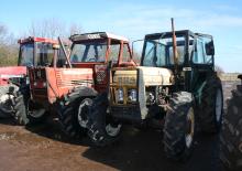 Traktory se zadním náhonem Leyland 604