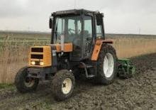 Traktory se zadním náhonem Renault 77-12 TS